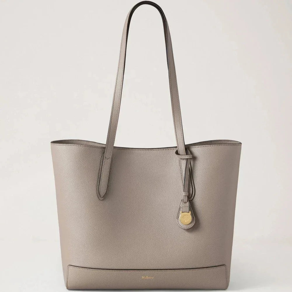 Mulberry Shopper Cashmere Taupe Small Classic Grain shows a taupe colored leather bag with long handles. Model HH9833205F924.