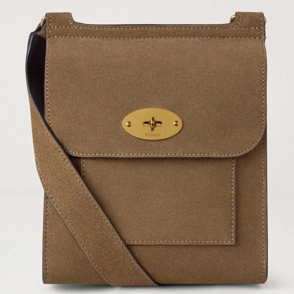 Mulberry Small Antony N Salcombe Sand Suede shoulder bag in light brown suede with gold buckle. Model HH9893047P705