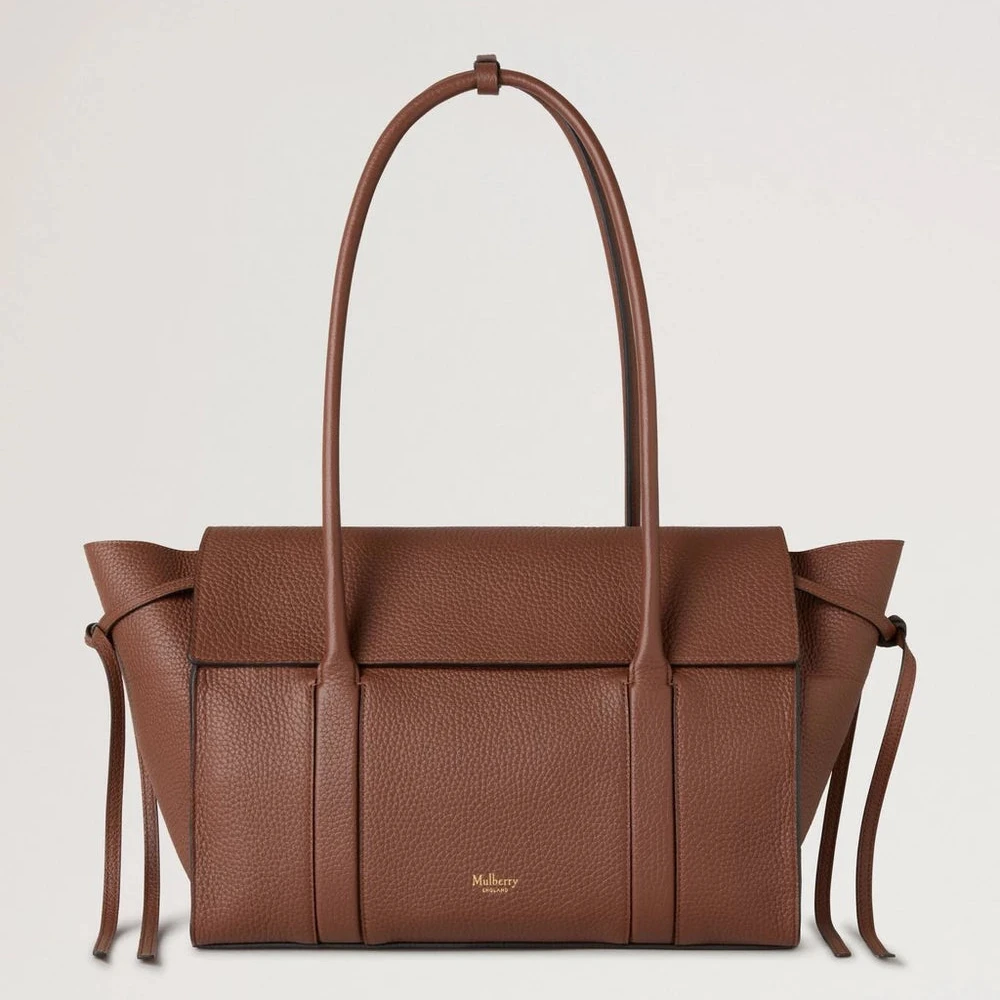Mulberry Soft Bayswater Bright Oak Heavy Grain handbag in brown leather, front view. Model HH9721736G222