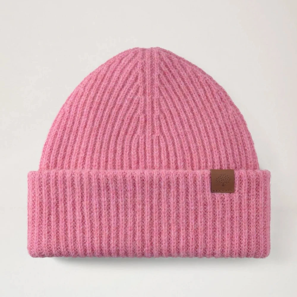 Mulberry Tree Chunky Wool Beanie in rhubarb colour, knitted rib and leather detail on the front. Model vh4157153j010.