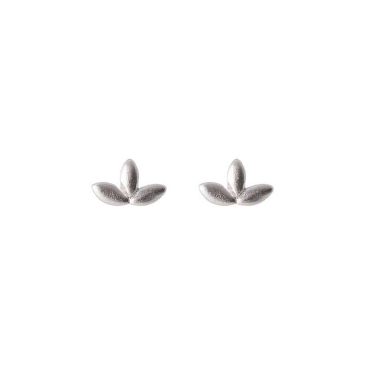 Pernille Corydon Whisper silver studs show stylish, matte earrings with a three-part leaf motif. Model E-313-S.