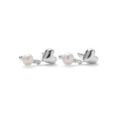 Pernille Corydon White Adore Earrings in silver with heart and pearl detail, Model E-507-S.
