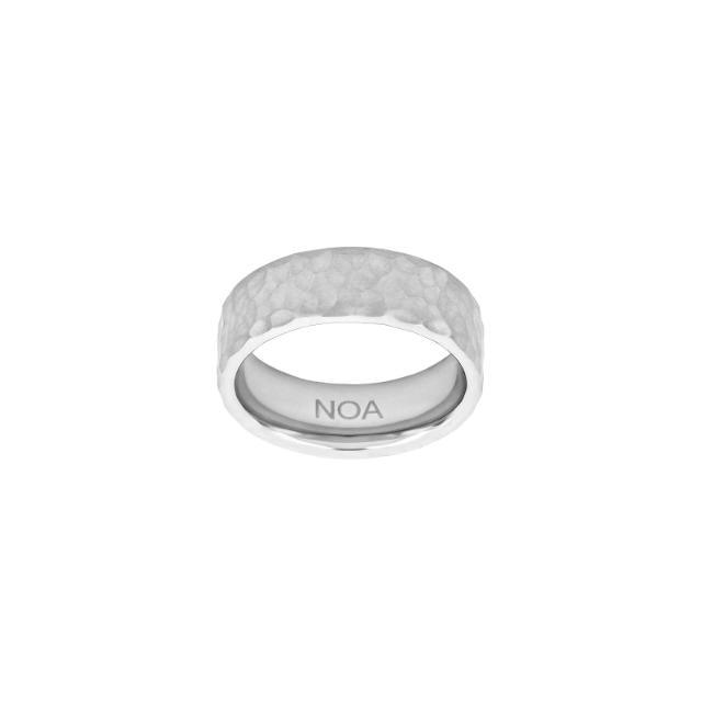 Son of Noa men's ring in steel with hammered surface, wide model in silver-coloured metal. Model 108400327-001