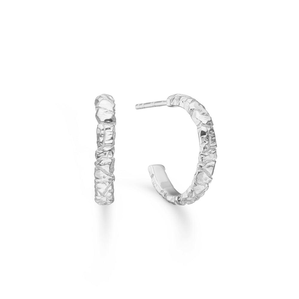 Studio Z Bigger Element silver earrings in hammered steel on a white background. Model 7110802-7110802-1