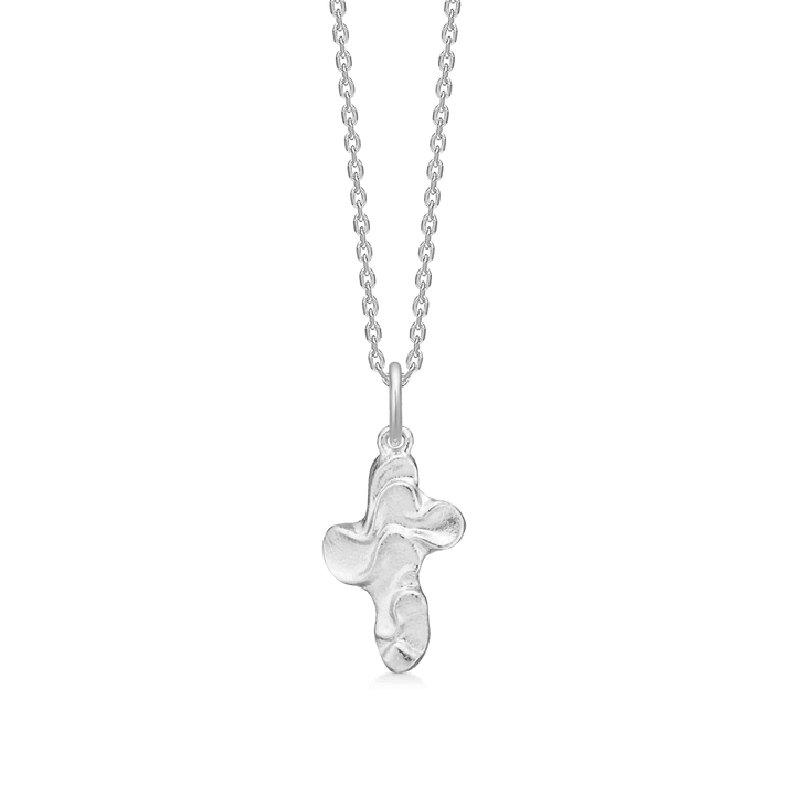 Studio Z Endless Waves Silver Necklace with wavy pendant in shiny silver color. Model 7120900-1.