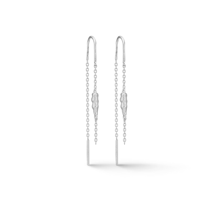 studio-z-icicle-earrings-in-solv shows long, elegant silver earrings with icicle pendants. Model 7100937-1