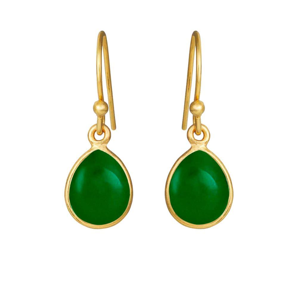 Susanne Friis Bjørner gold-plated hoop earrings with green agate, drop-shaped design, Model 5249-2-102-1.