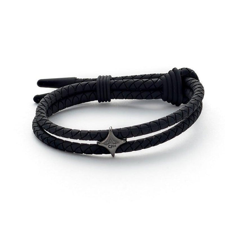Alexander Lynggaard Bracelet Red Laver Black Silicone, black braided bracelet with star detail. Model S00011-1