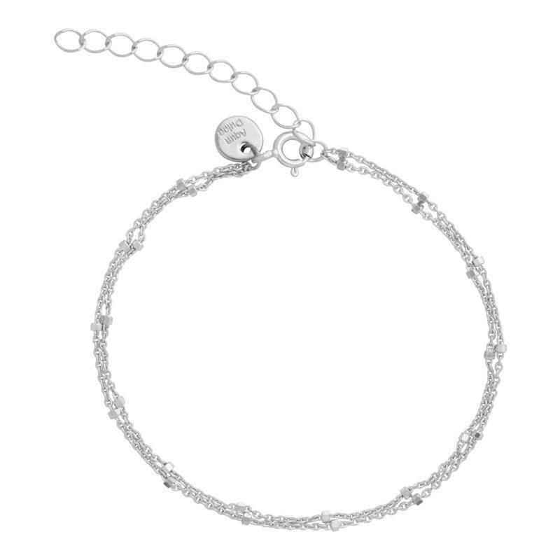 Aqua Dulce Dee Dee Dot Silver Bracelet on white background, elegant double chain in silver. Model 2251-2251-1