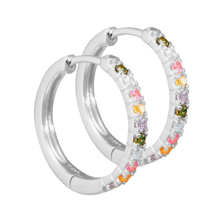 Aqua Dulce Elina Creole in silver with colorful stones seen up close, glossy surface and elegant design. Model 3828-3828-1