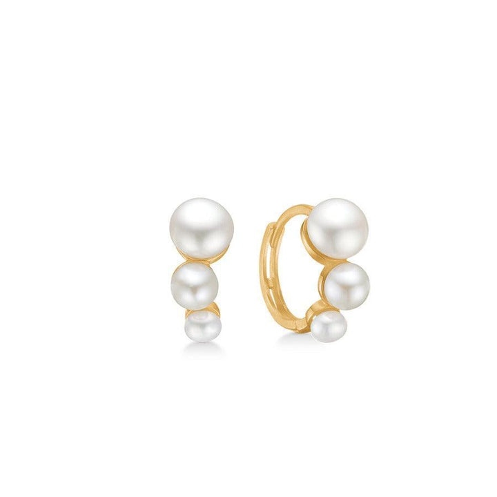 Mads Z 8kt Daizy Creole showcases elegant, small gold creoles with three white pearls on each. Model 3313114-1