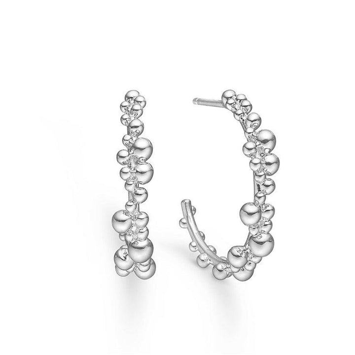 Mads Z Bubbles Creole 25mm, detailed silver creole in bubble design, close front view. Model 2110067-2110067-1.