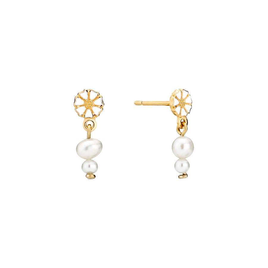 Daisy earrings gold-plated with pearls shows two elegant earrings in gold look with daisy detail and white pearls. Model 9095074-4-33-M