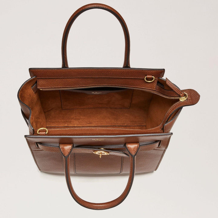Mulberry Bag Small Zipped Bayswater Oak with visible large zip opening, spacious interior in brown leather. Model HH8729552G110