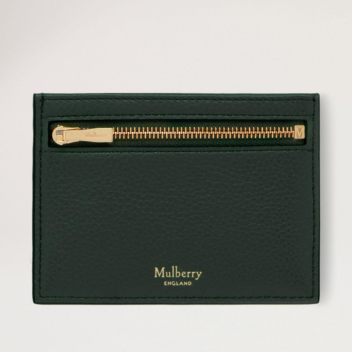 Mulberry Zipped Credit Card Slip in dark green leather with gold colored zipper, front view. Model RL6466205Q633