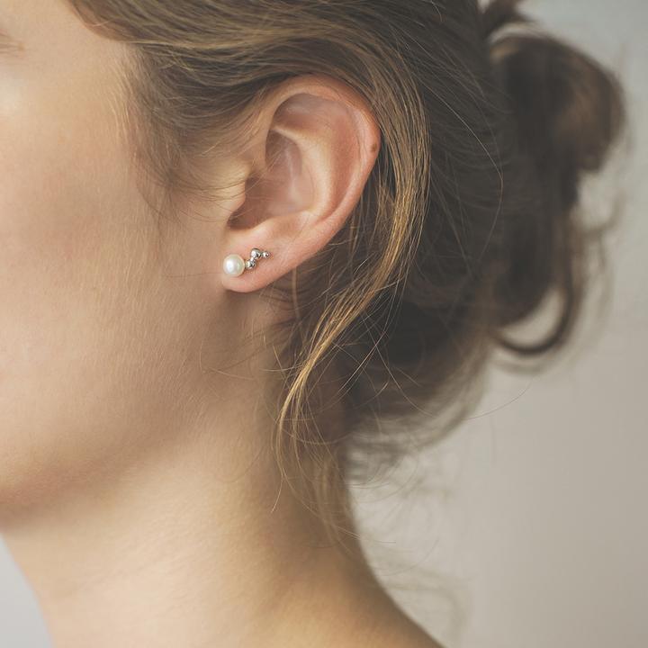 Polar Jewelry Bubble Silver Stud right worn on ear, pearl and small silver balls, Model WP-00111-2