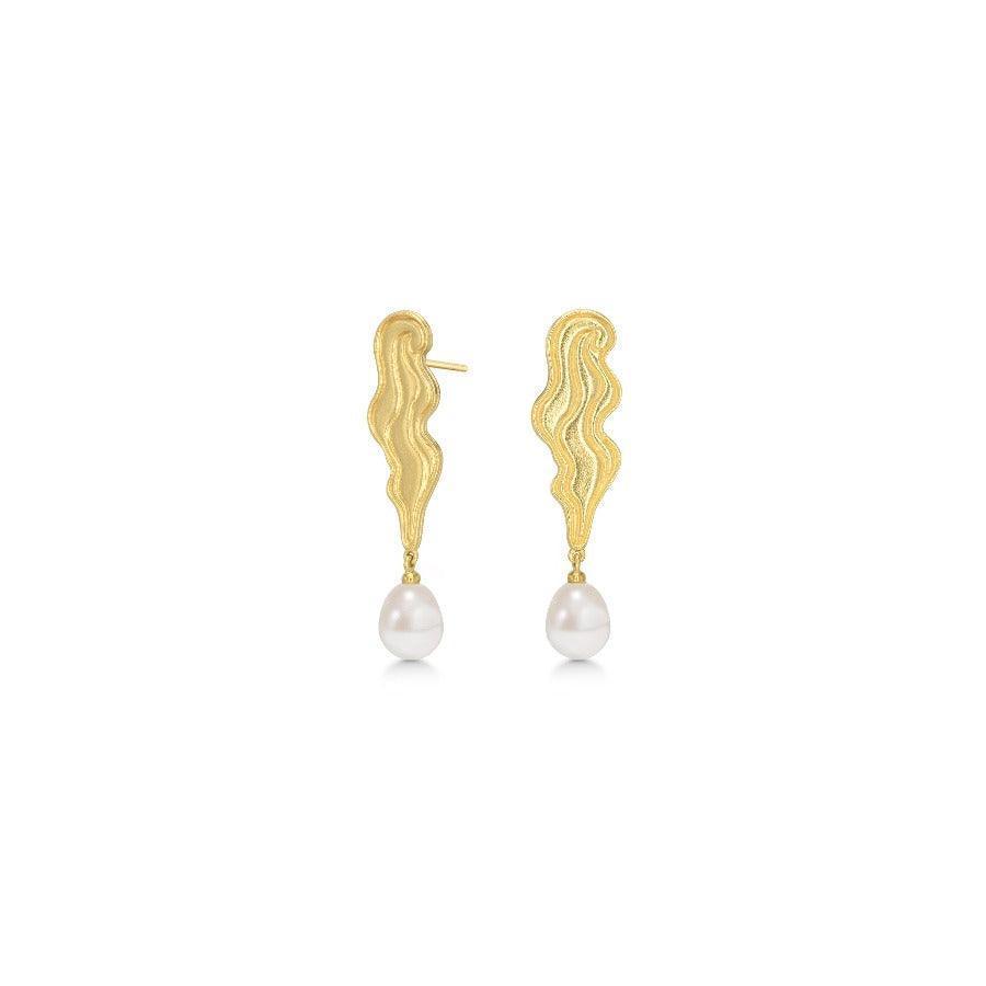 Polar Jewelry The Empress gold-plated earrings with a wavy silhouette and pendant white pearl. Model TEM-HS-GD-WP-00205-1