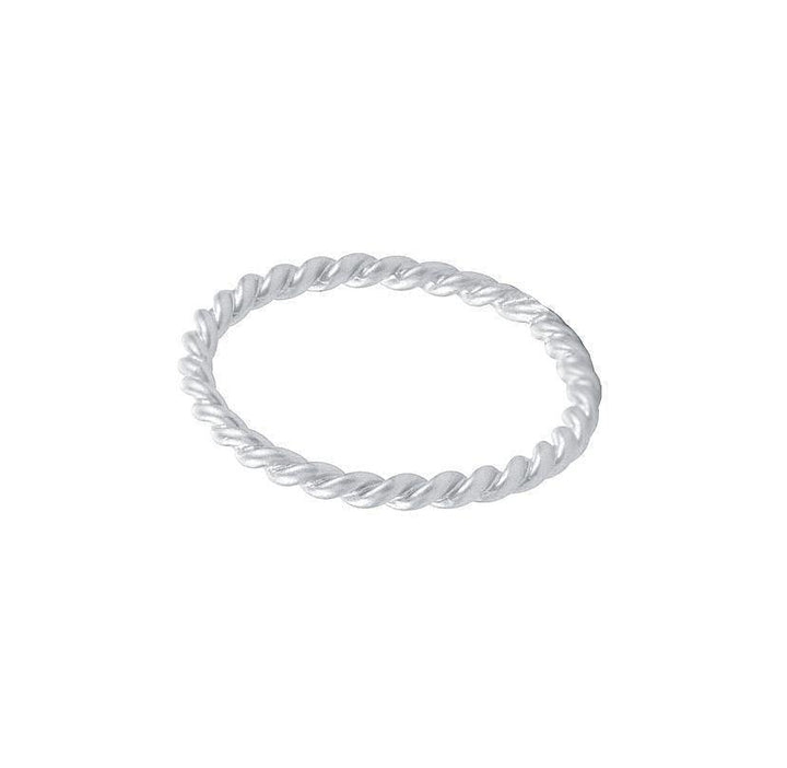 wioga-carla-ring-r-4009-s, thin silver ring with twisted design, elegant and simple. Model R-4009-S-001-1