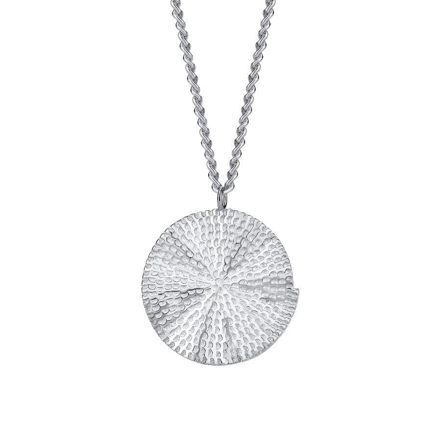 wioga citronella necklace with hammered, round silver pendant on twisted chain model N-8322-S